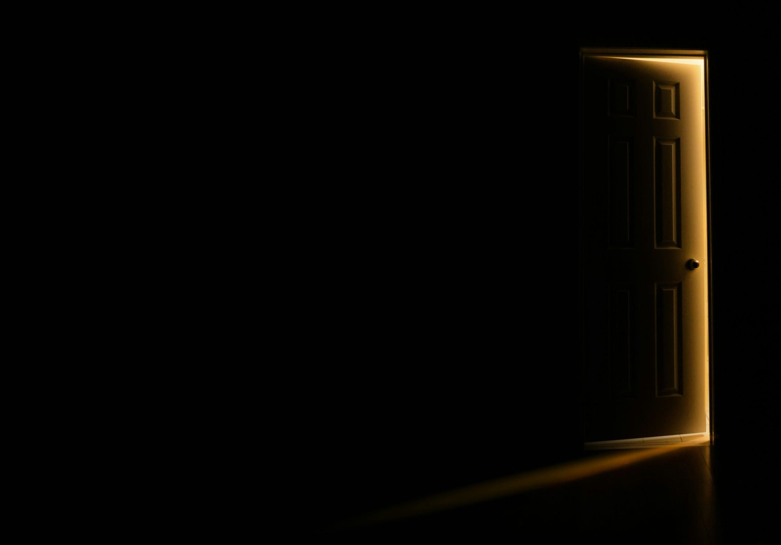 An open doorway with daylight coming through it